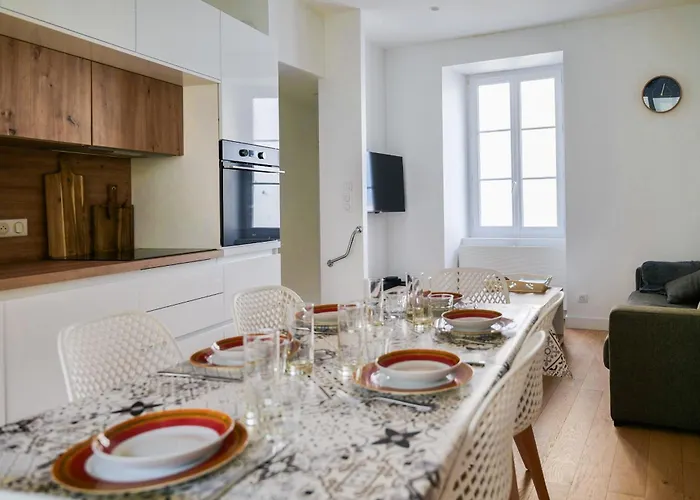 Maison Sur Le Port - 6 Couchages - Patio בית נופש