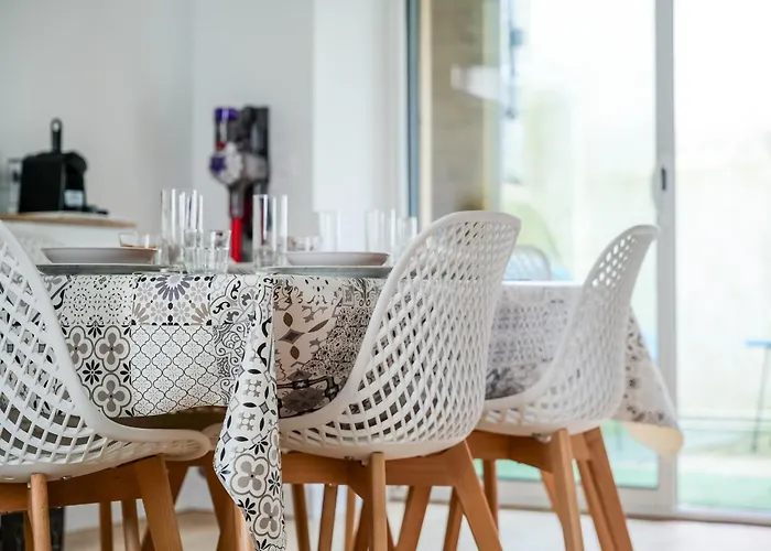 Maison Sur Le Port - 6 Couchages - Patio בית נופש